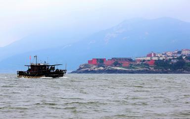 繁忙的漁港 辛勞的漁民--連云港市連云區(qū)連島街道沙灣漁村見聞